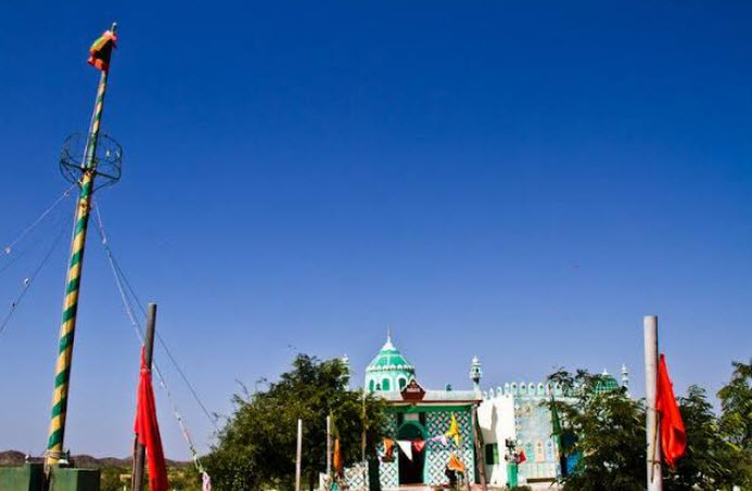 Sassi Punhoon Mazar, Pakistan